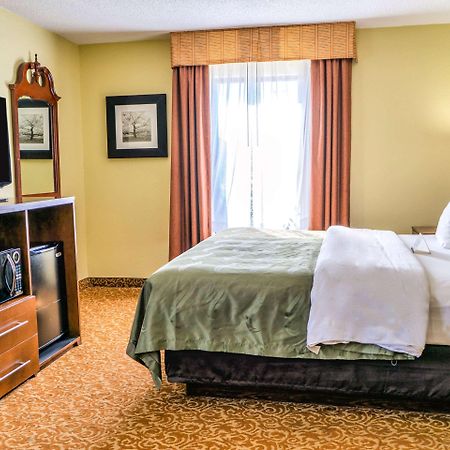 Quality Inn Whiteville North Extérieur photo