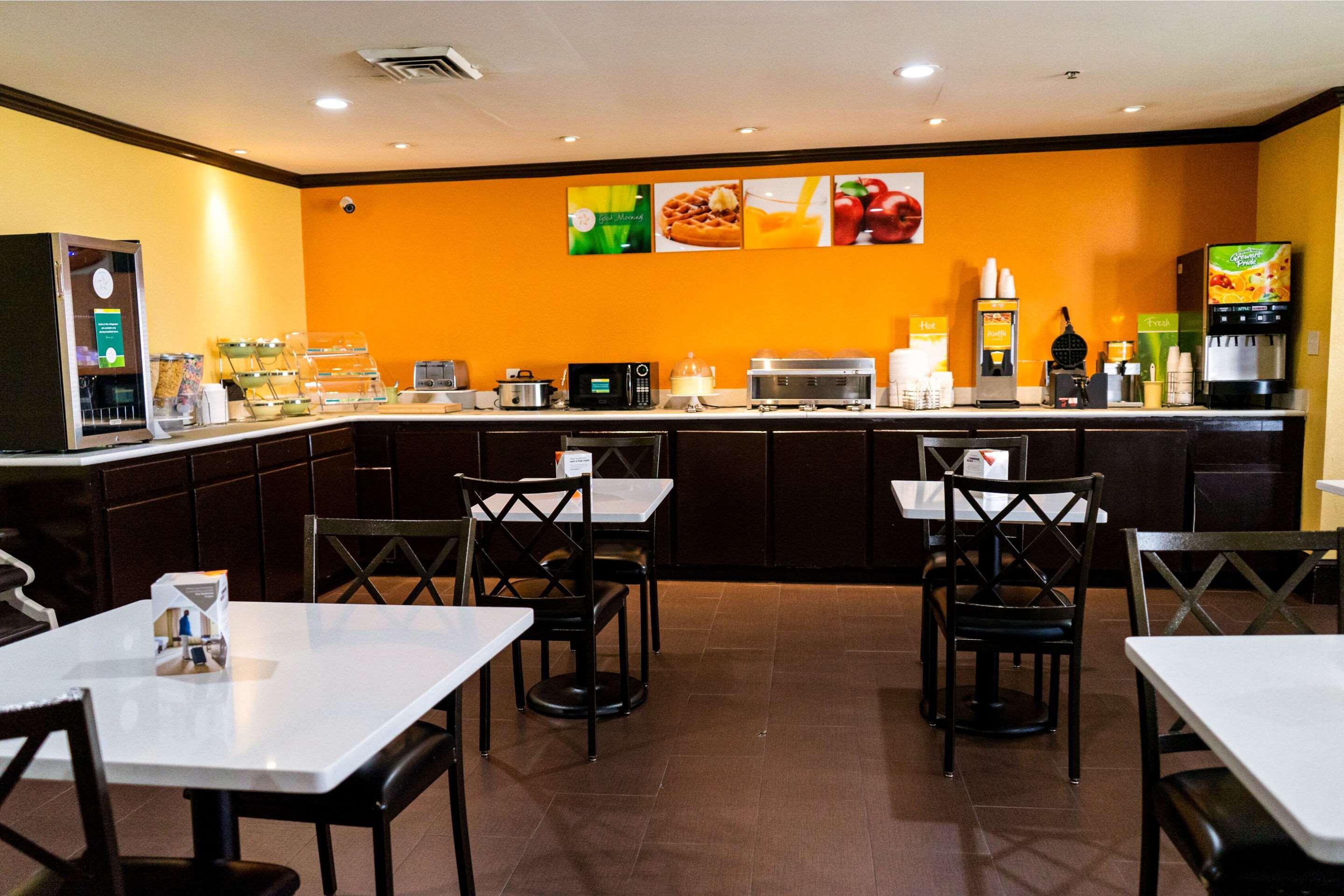 Quality Inn Whiteville North Extérieur photo