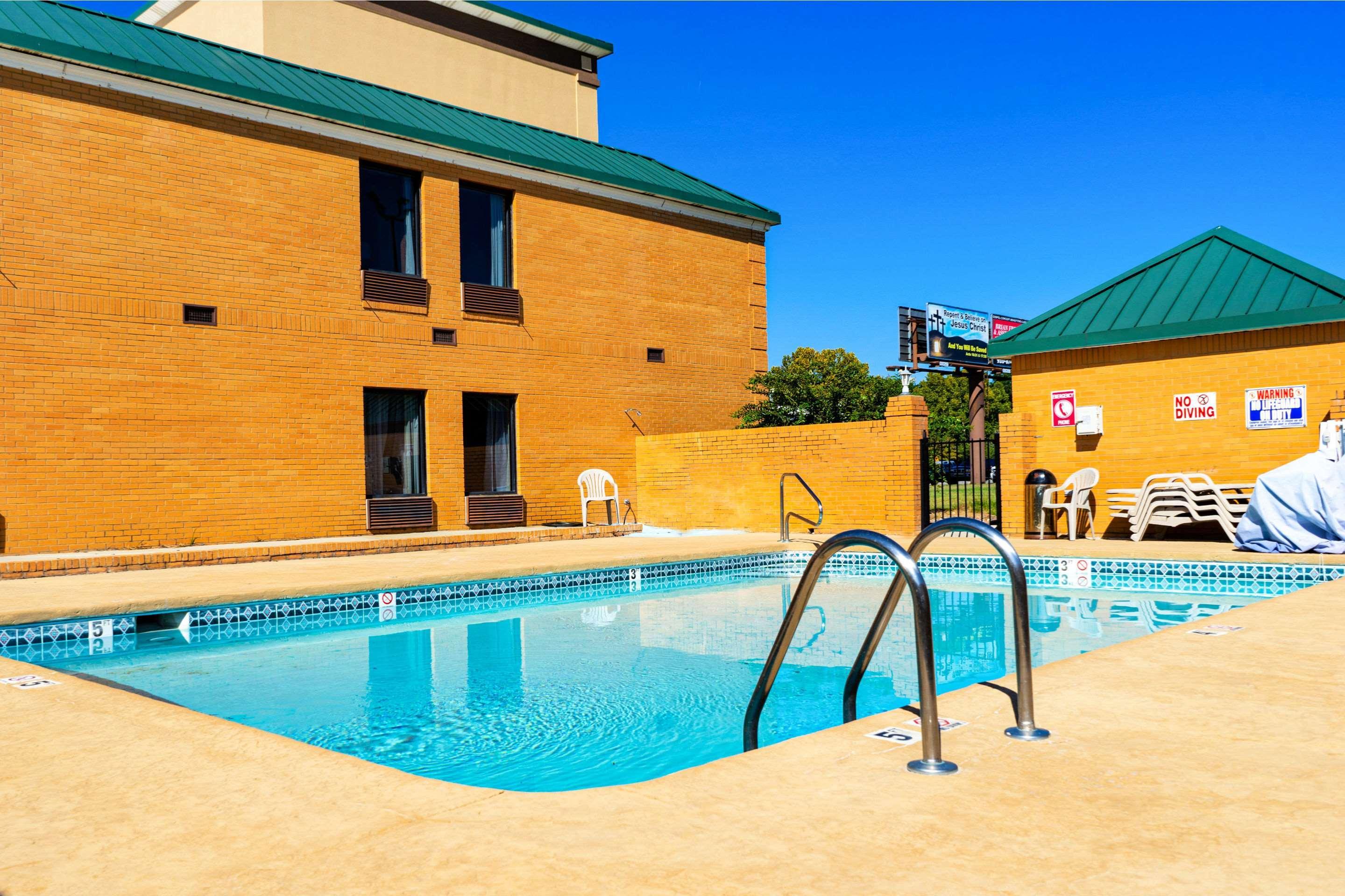 Quality Inn Whiteville North Extérieur photo